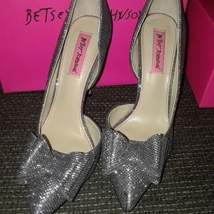 Betsey Johnson,  prince